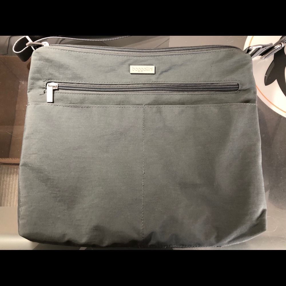 Baggallini Cross Body Bag